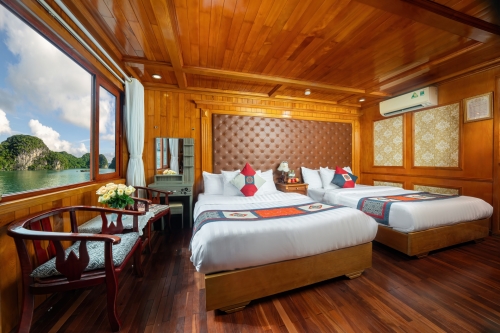 Lan Ha Bay on Boutique  cruise 05 cabin with Viet Hai Village.